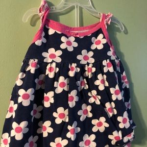 Pink and white daisy dress size 6-9 months